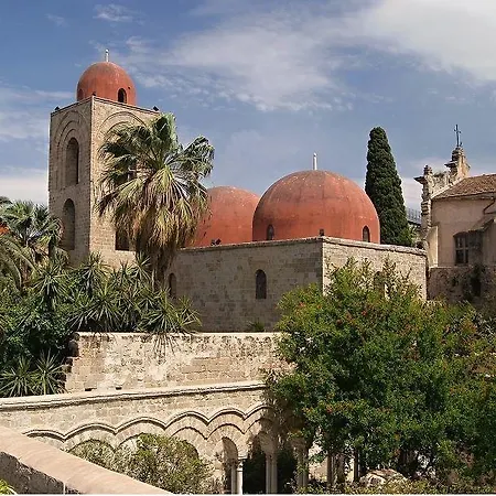 Guest house Vacanze Palermitane 2*